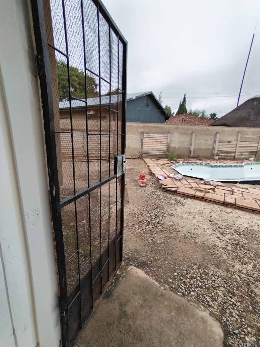 3 Bedroom Property for Sale in Warrenton Northern Cape